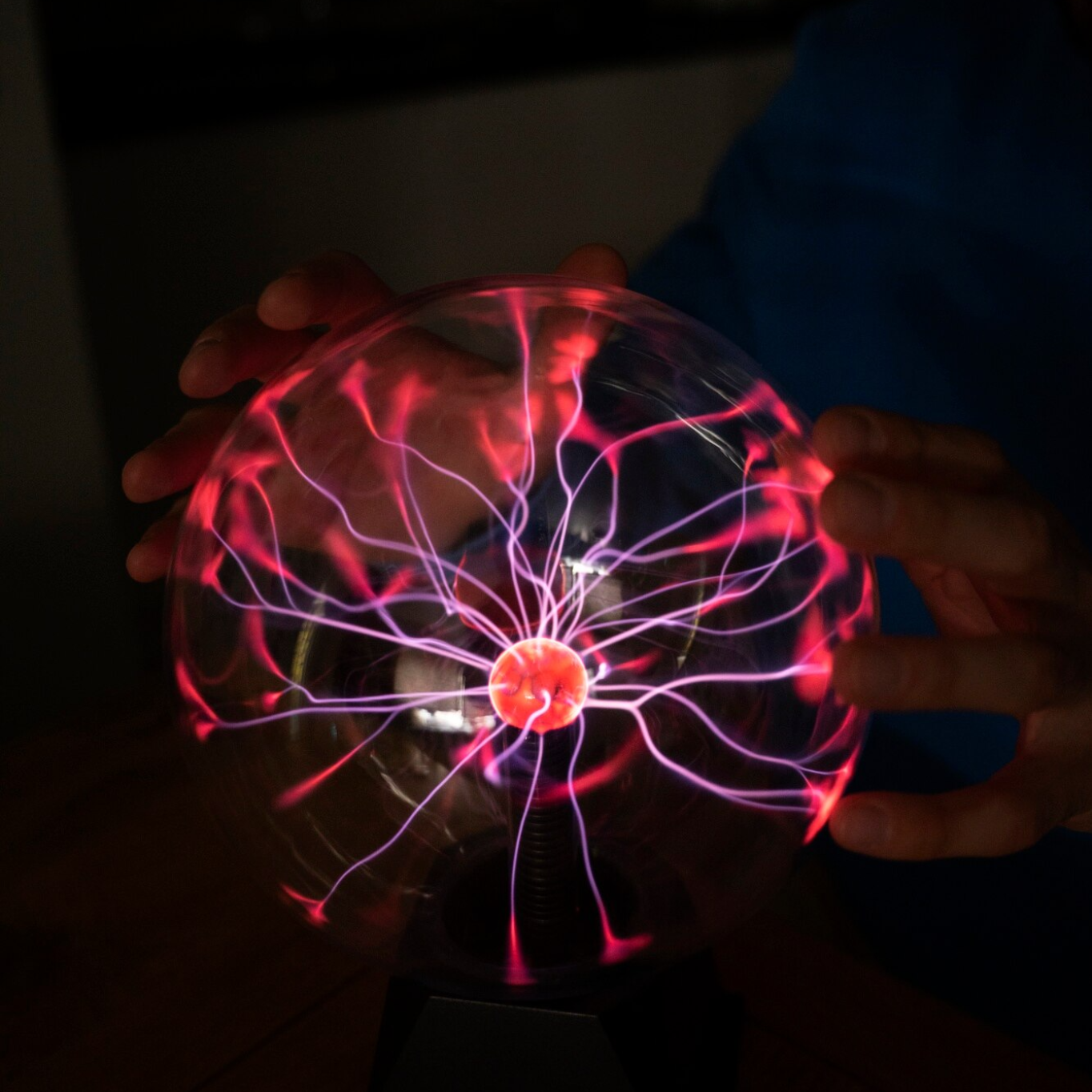 TRT: The Complete Guide to Testosterone Replacement Therapy (Benefits, Risks & What You Must Know)